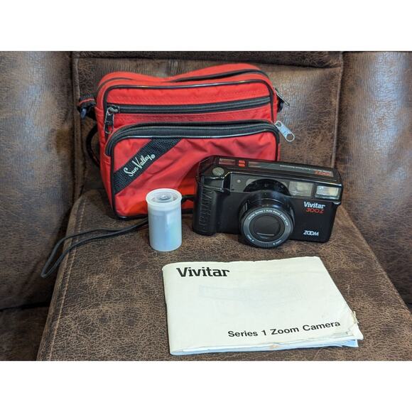 Vivitar 300 Z Series 1 Auto Focus Zoom Lens 35mm Film Camera Manual & Film - Picture 1 of 9
